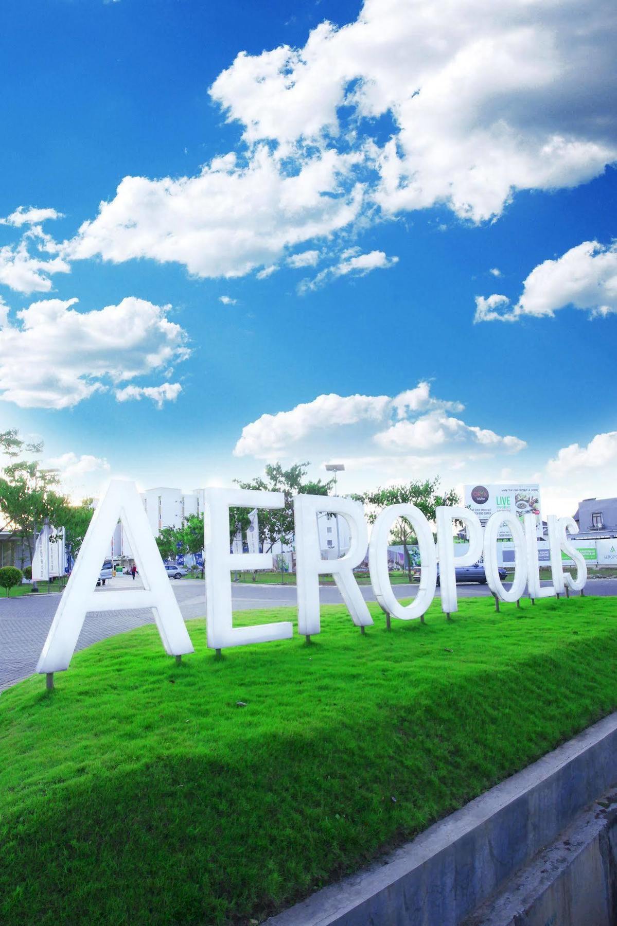 De Green Inn @Aeropolis Tangerang Exteriör bild